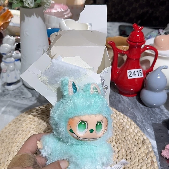 瓷片拉布布3代平静5134