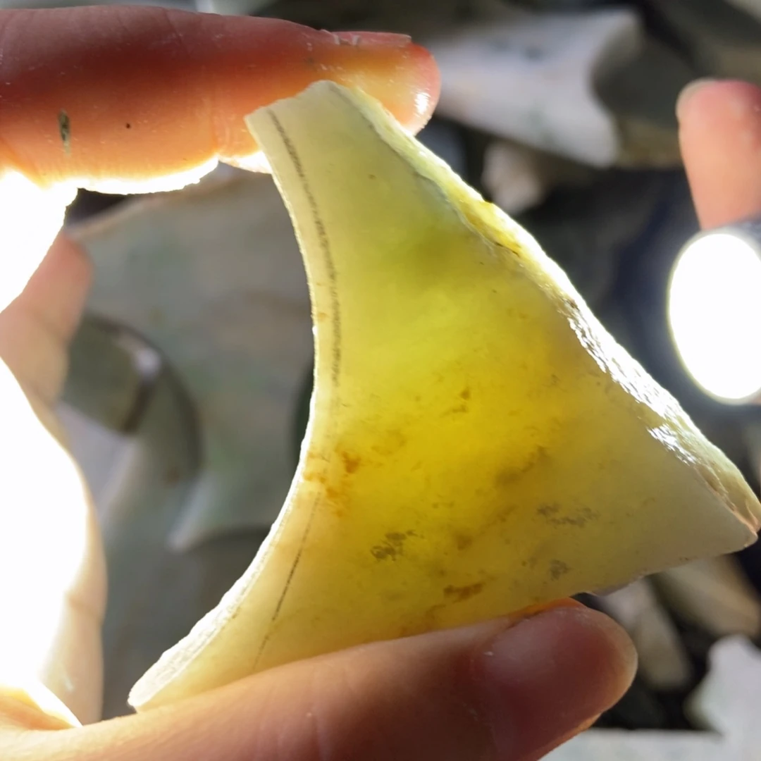 翡翠未镶嵌颈饰天然翡翠