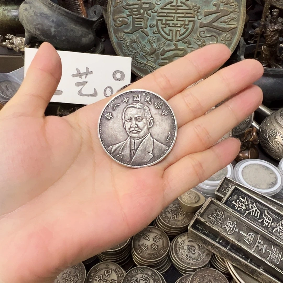 金属复古风格摆件