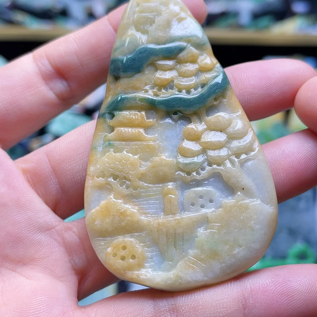 颈饰未镶嵌翡翠一个