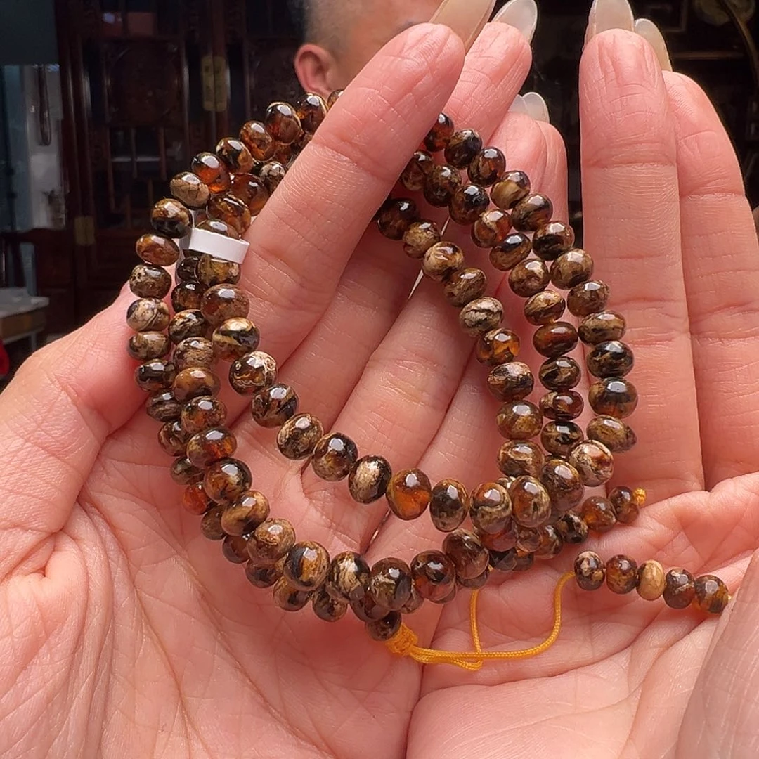 琥珀裸石未镶嵌抚顺琥珀20503。6mm