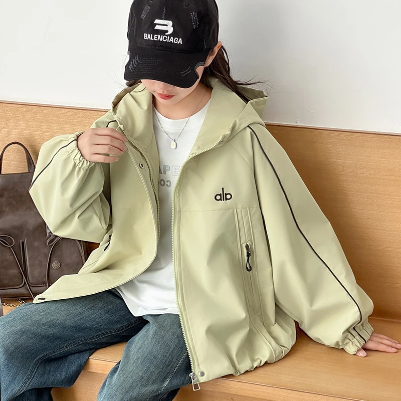 女童春秋款连帽外套儿童洋气时髦韩版秋季冲锋衣大童女孩宽松秋装