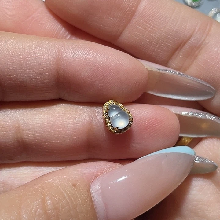 吊坠(不含链)18K金镶嵌翡翠