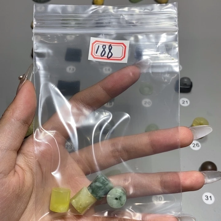 玛瑙/玉髓颈饰未镶嵌?**?