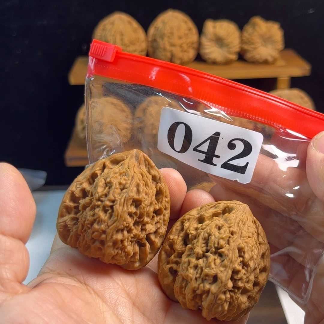 吊坠文玩核桃高炮凹底39