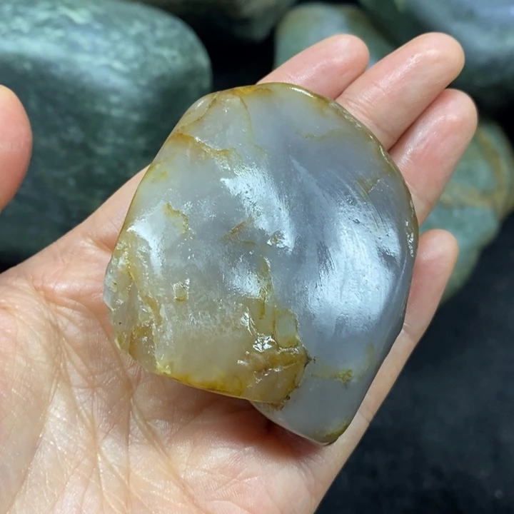 未镶嵌和田玉（糖玉）挂件
