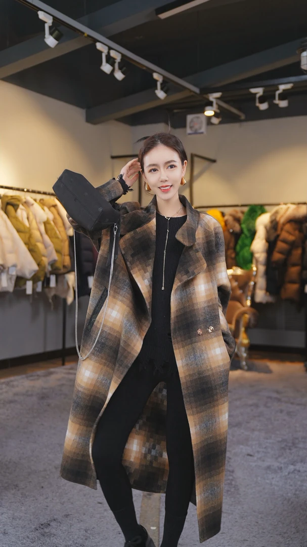 《设计师高定》设计师新款中长款气质毛呢大衣外套55206双面呢格子