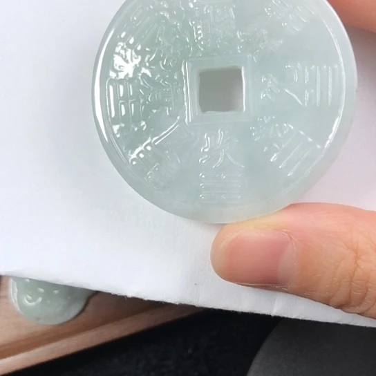 翡翠未镶嵌颈饰缅甸A货，每天下午1点半开播
