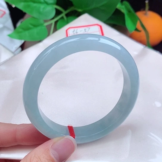 翡翠手镯未镶嵌   正圈56-57