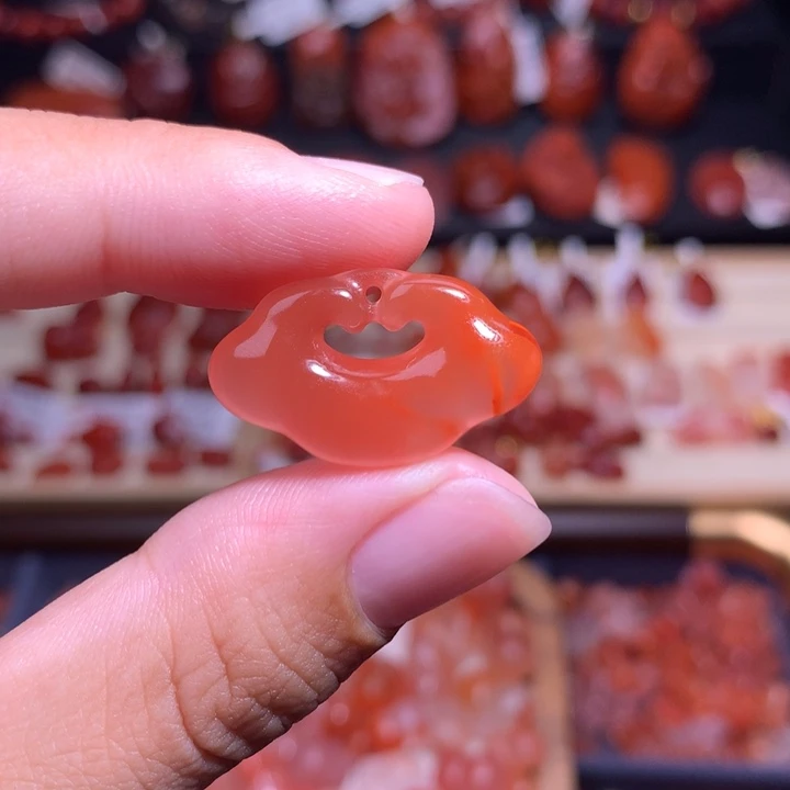 南红玛瑙未镶嵌珠宝半成品如意锁