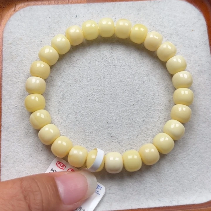 琥珀未镶嵌珠宝奇石M154号8+白蜡