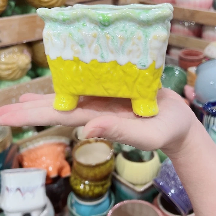 有孔，凑单福利满10元发货陶瓷多肉花盆！