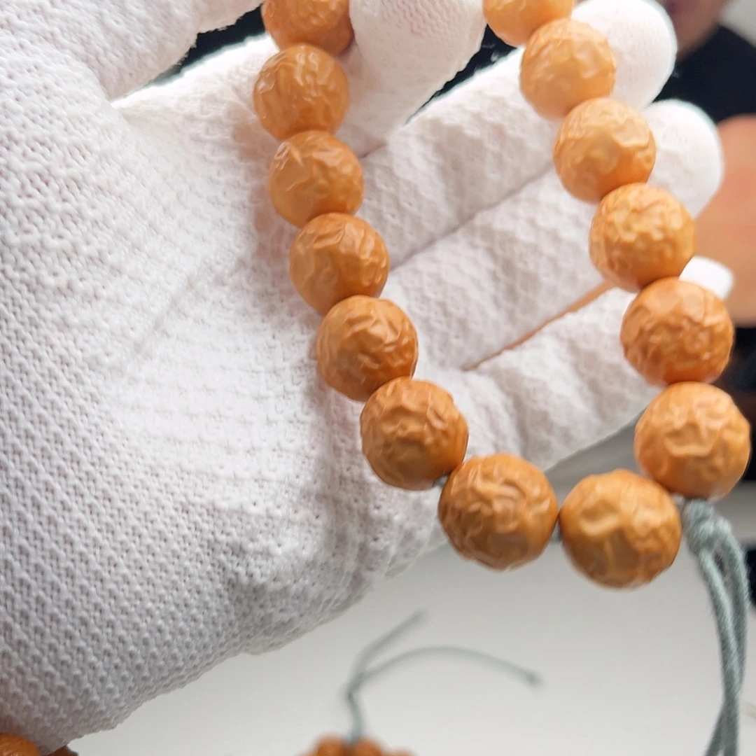 上***P手串猴头核桃全品大枣