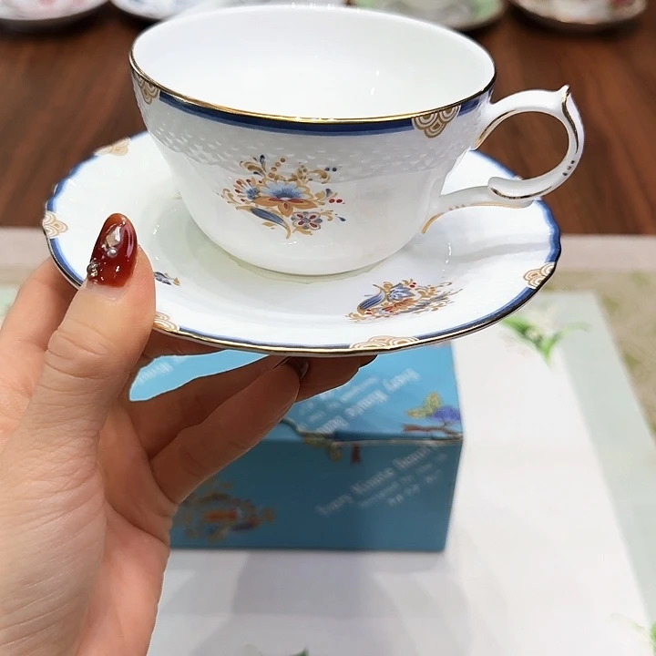 瓷片杯子杯子杯杯子杯子水杯杯子