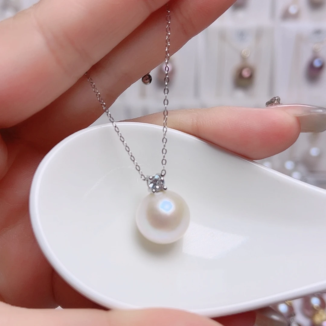 淡水珍珠吊坠(赠链)未镶嵌