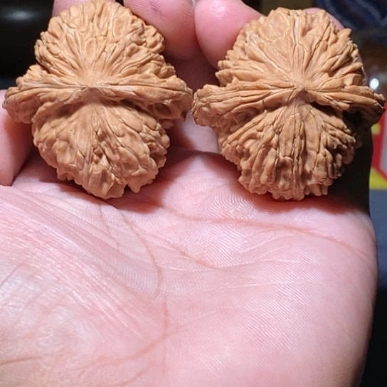 【闪购商品】吊坠文玩核桃