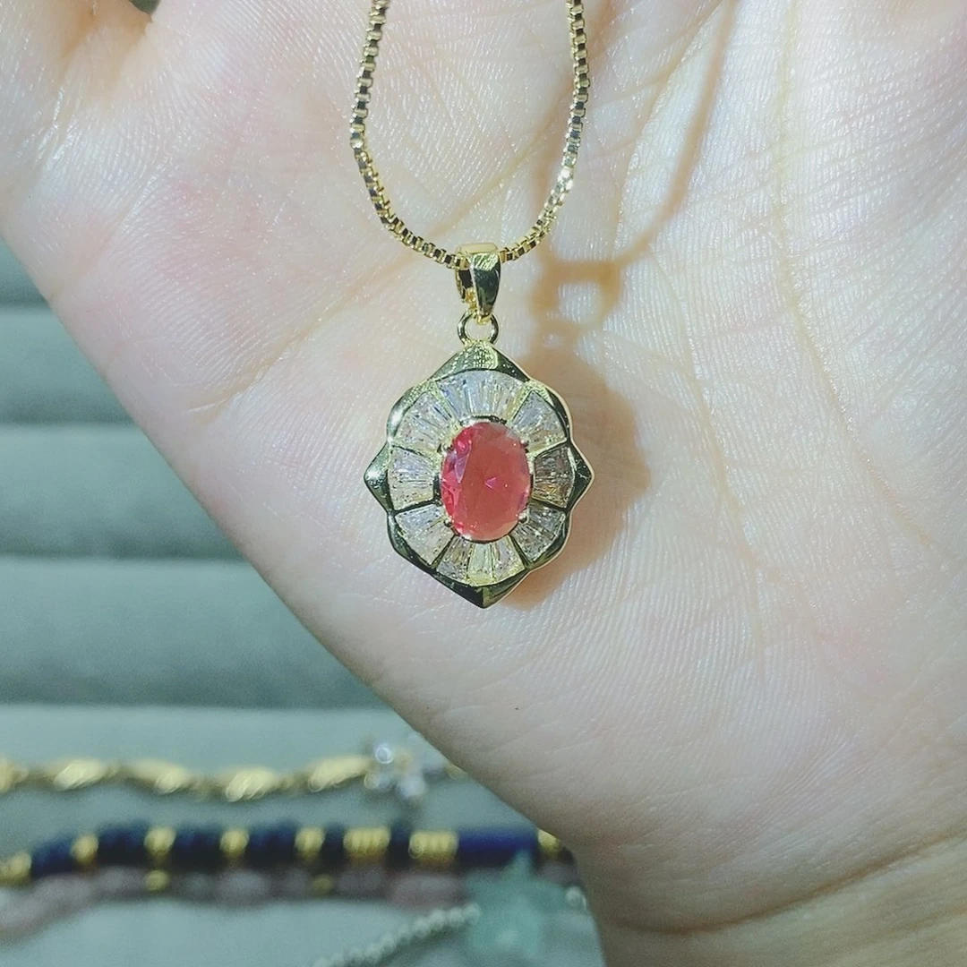 【闪购商品】银S925镶嵌耳饰托帕石