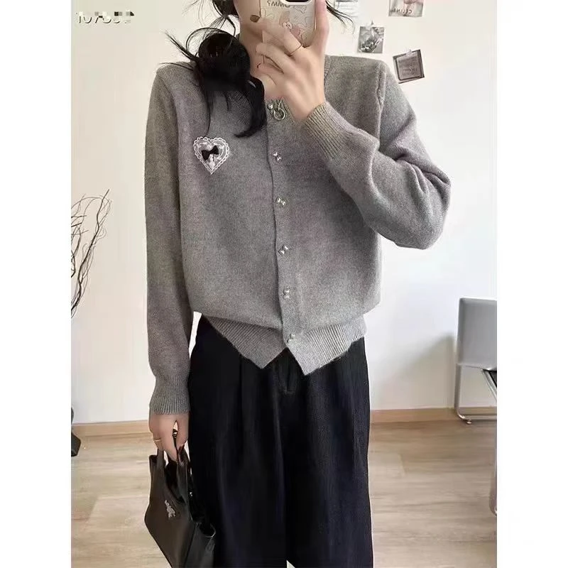 【钉珠爱心】小香风欧货重工圆领针织开衫女秋冬洋气爱心软糯毛衣