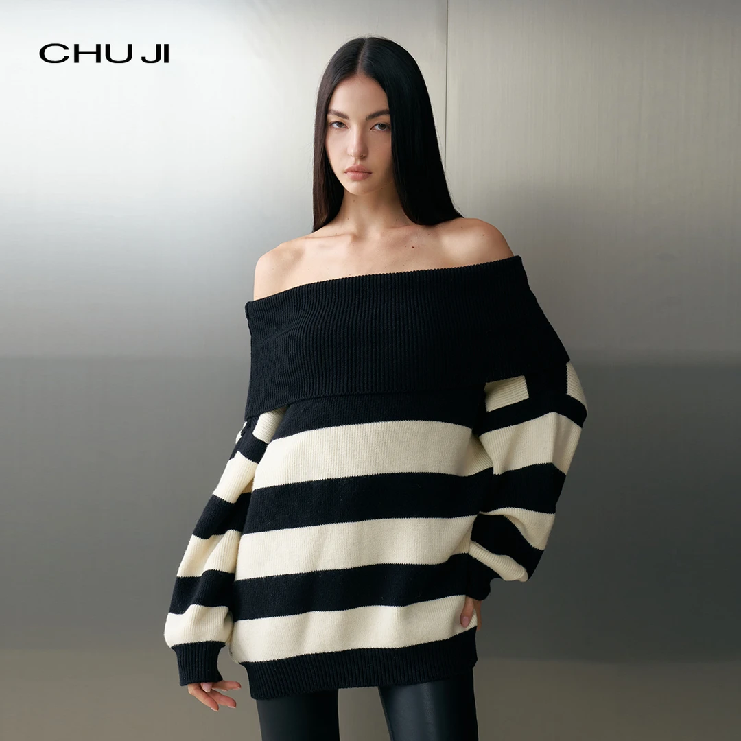 Chuji出迹一字肩宽松长袖针织衫 黑白格调 冬季条纹毛衣女E2N016M
