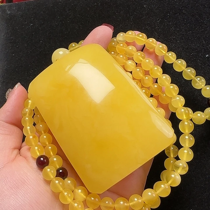 蜜蜡珠宝奇石未镶嵌