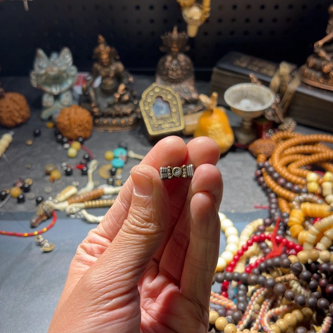 吊坠橄榄核背云配送