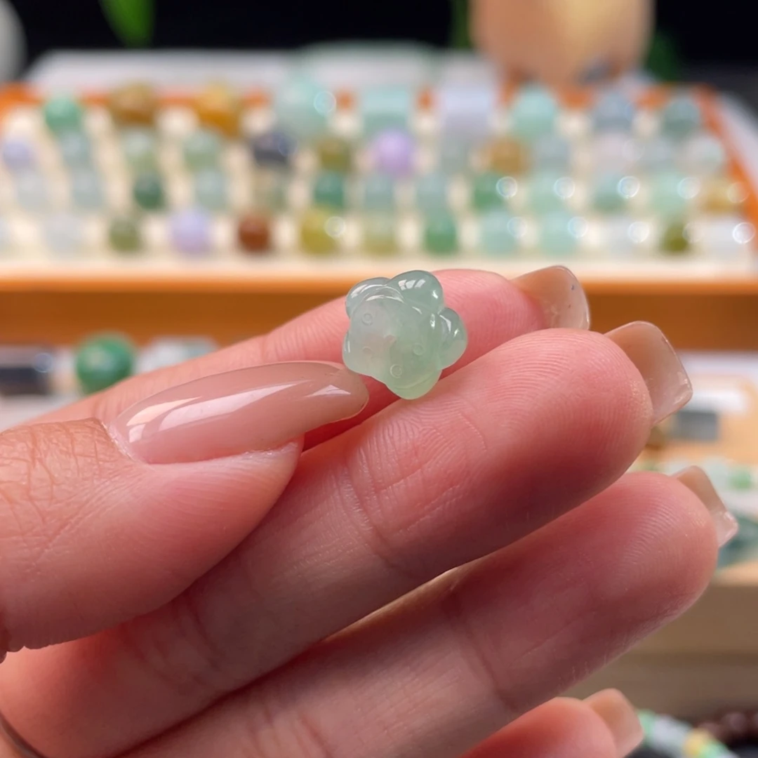 未镶嵌定制翡翠天然缅甸翡翠a货甜绿莲花珠10