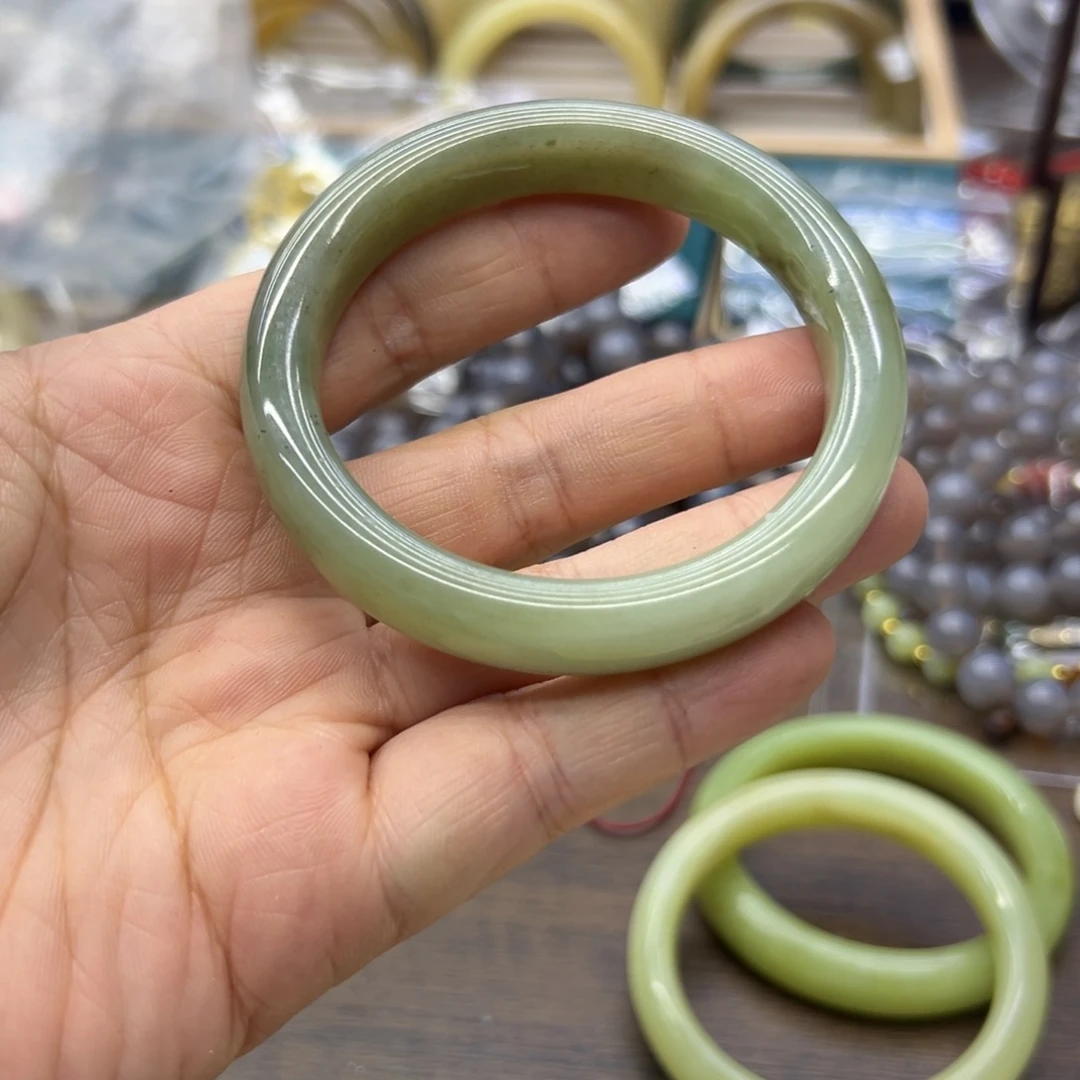 和田玉未镶嵌手镯56.7圈围618