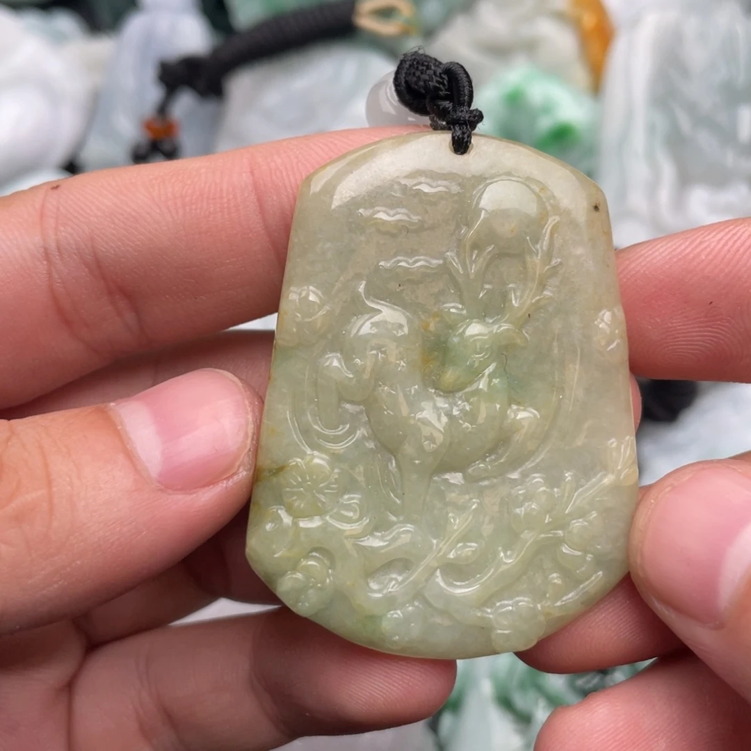 翡翠未镶嵌吊坠(不含链)