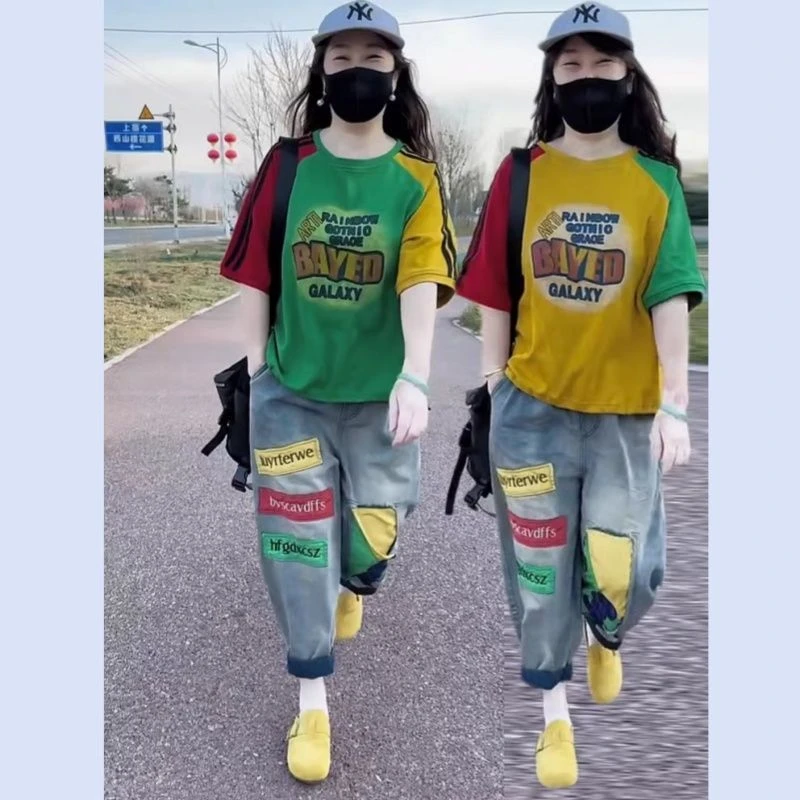 2025年夏季新款拼色印花棉短袖T恤+撞色水洗薄款牛仔哈伦裤两件套