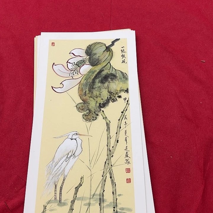 国画花鸟等图案为主的