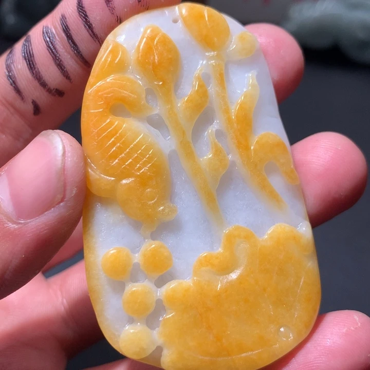 翡翠未镶嵌颈饰保真天然a货翡翠