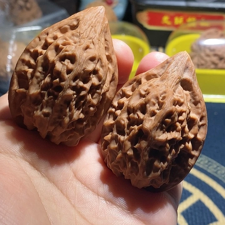 【闪购商品】吊坠文玩核桃瓷瓶鸭嘴