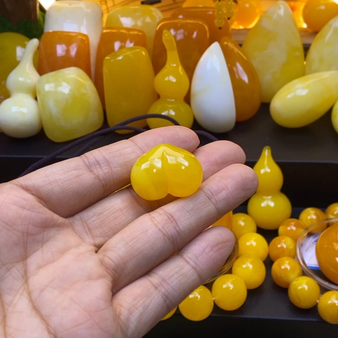 I***N全品无暇精品屁桃配饰
