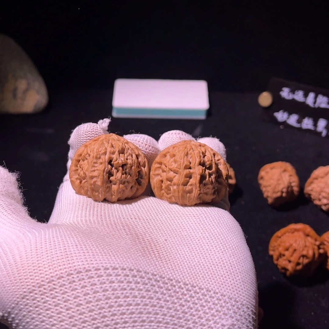 文玩核桃吊坠38全品白狮子