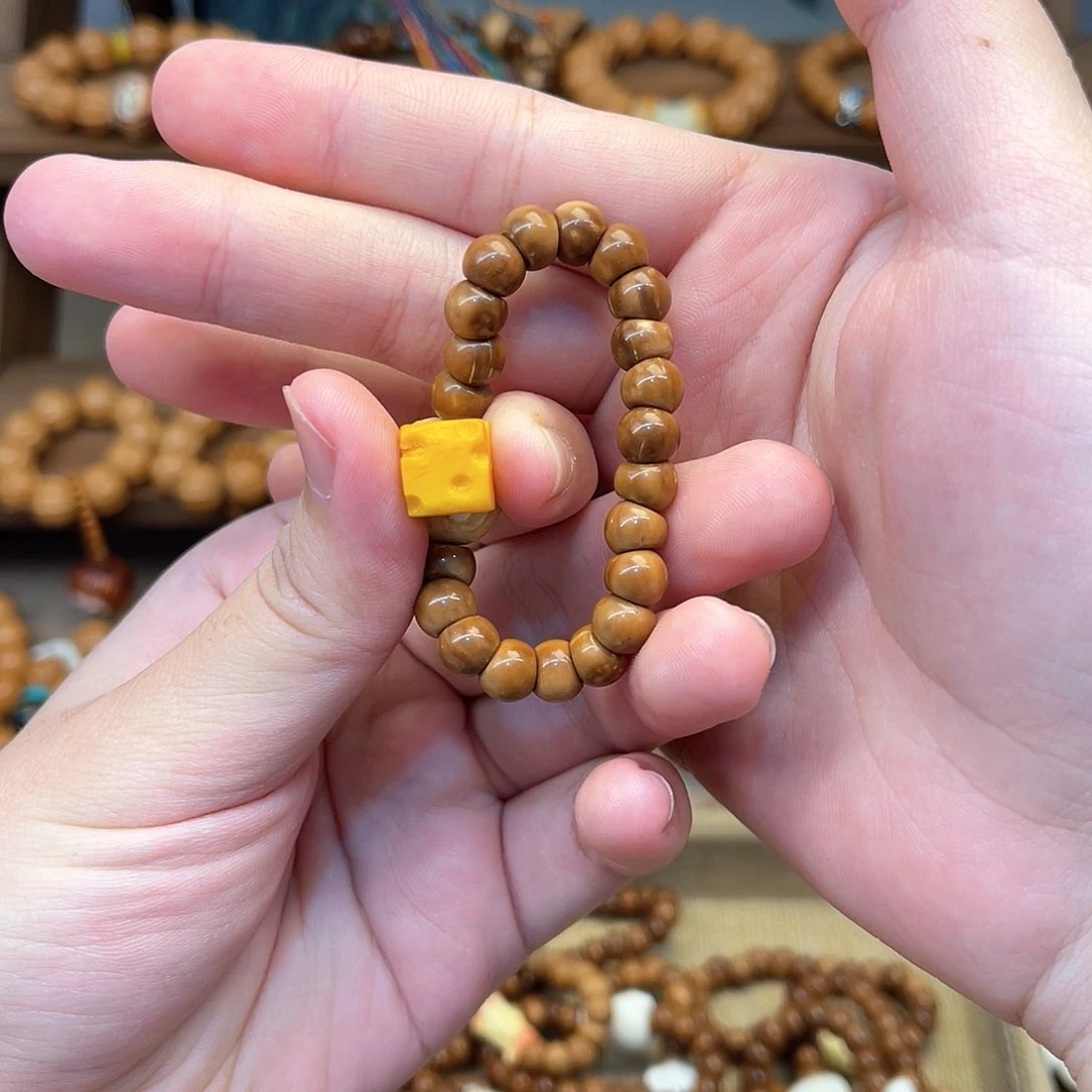 库克吊坠余**。手捻搭配奶酪