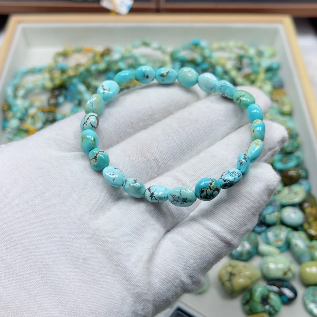 绿松石未镶嵌挂件