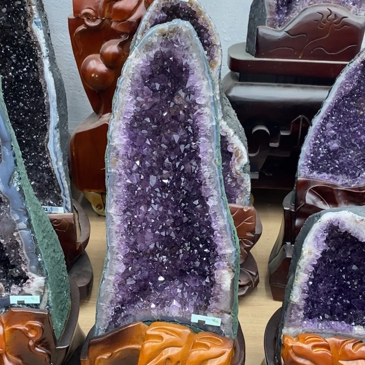 未镶嵌大型摆件（非配饰）紫晶