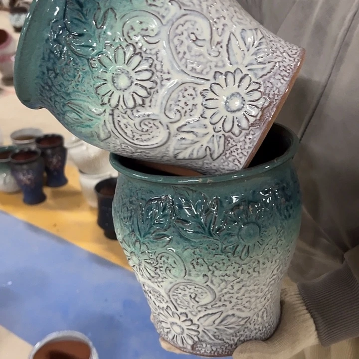 高度20厘米口18厘米