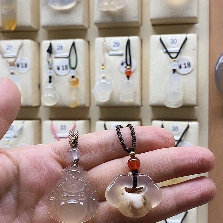 未镶嵌颈饰玛瑙/玉髓