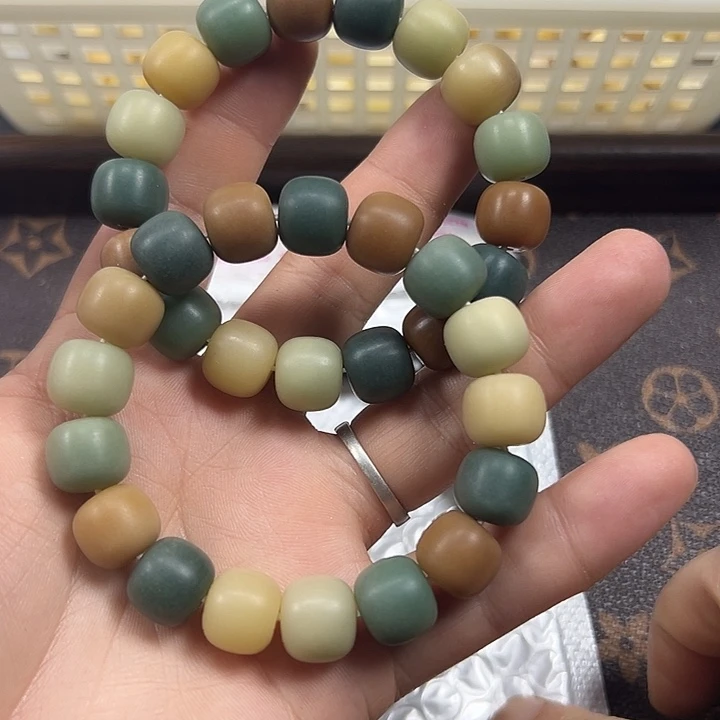 吊坠菩提根/象牙果