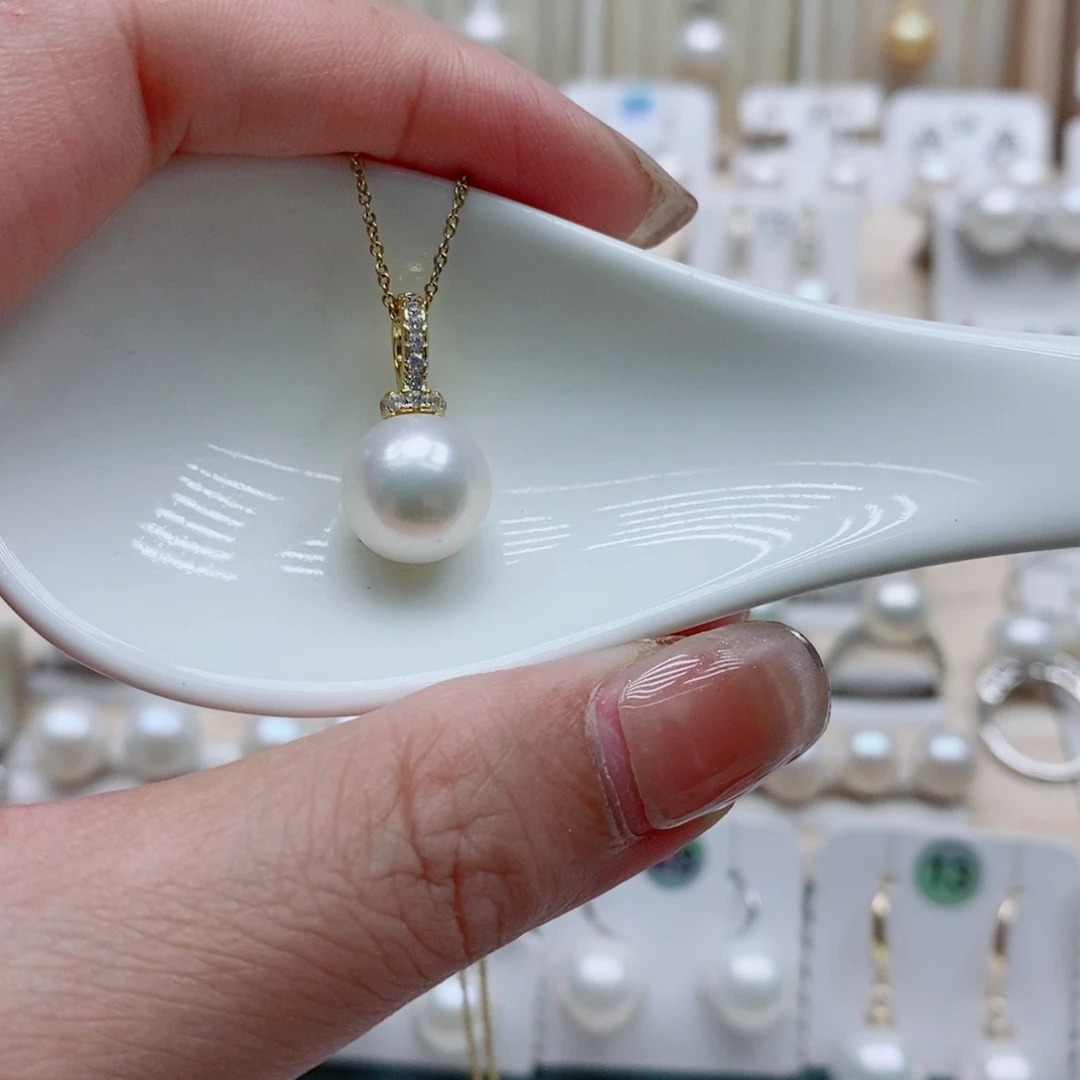 淡水珍珠未镶嵌吊坠(赠链)