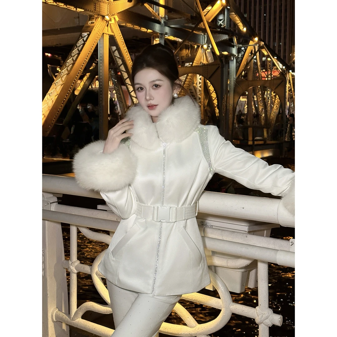 AZZHEN【寒冬随行】大毛拉高奢贵气感狐狸短款加绒羽绒外套冬季秋冬