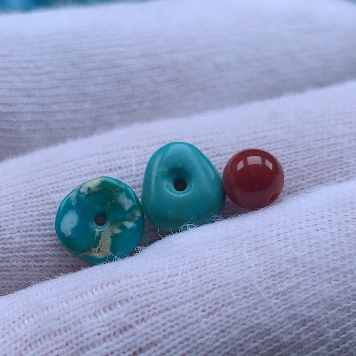 南红玛瑙未镶嵌珠宝奇石