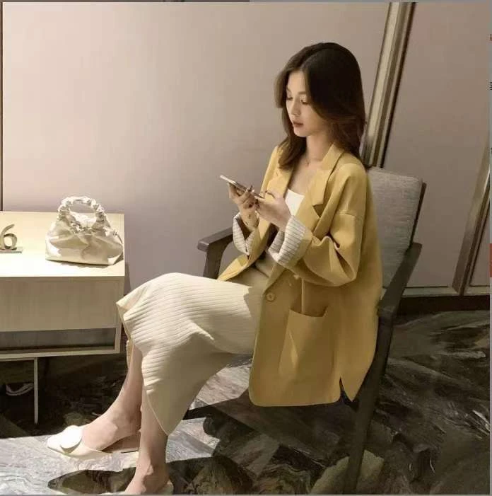 001时尚潮流高品质撤柜女装