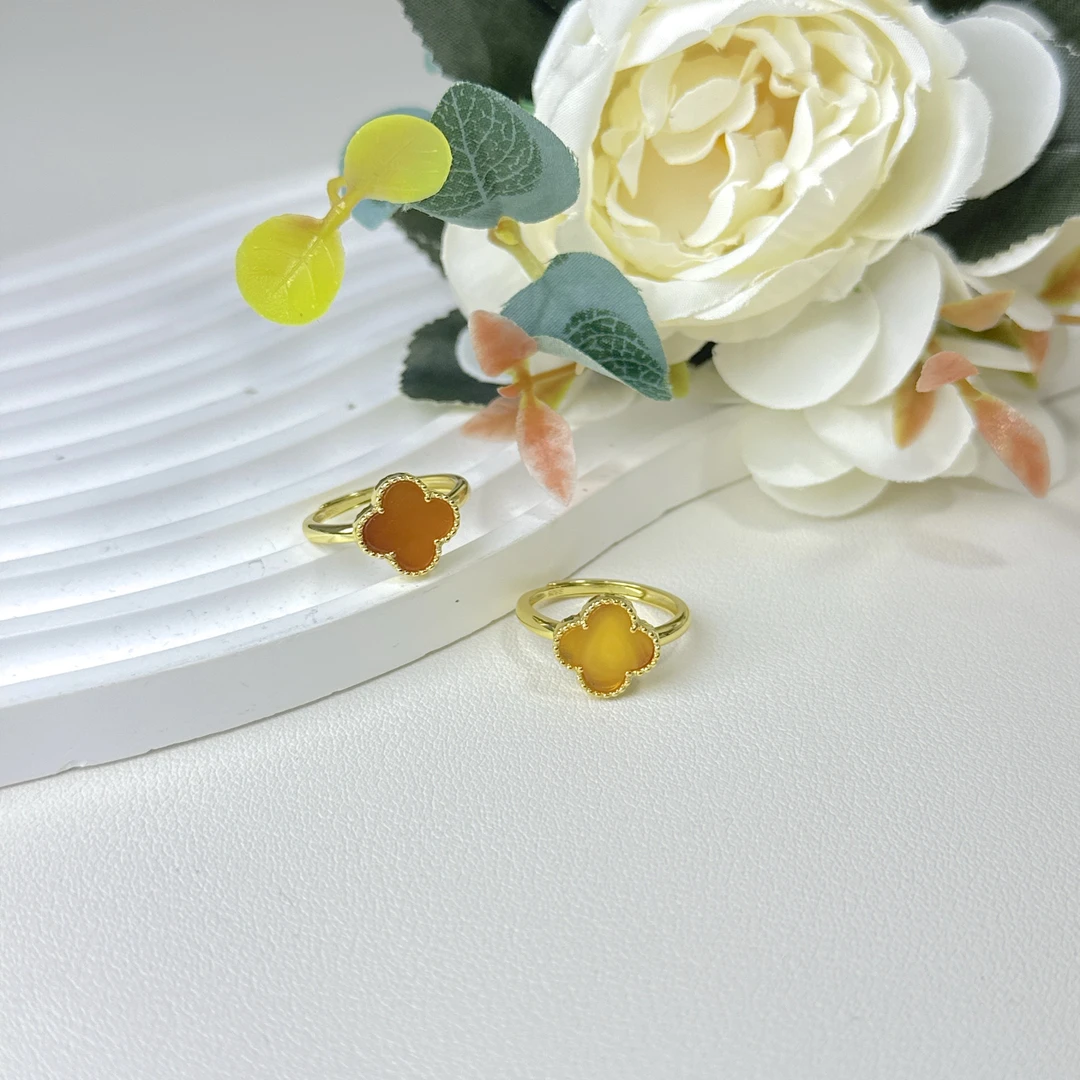 【铭记珠宝】S925银镶嵌蜜蜡戒指29-2DM42H20【多样性发一件】