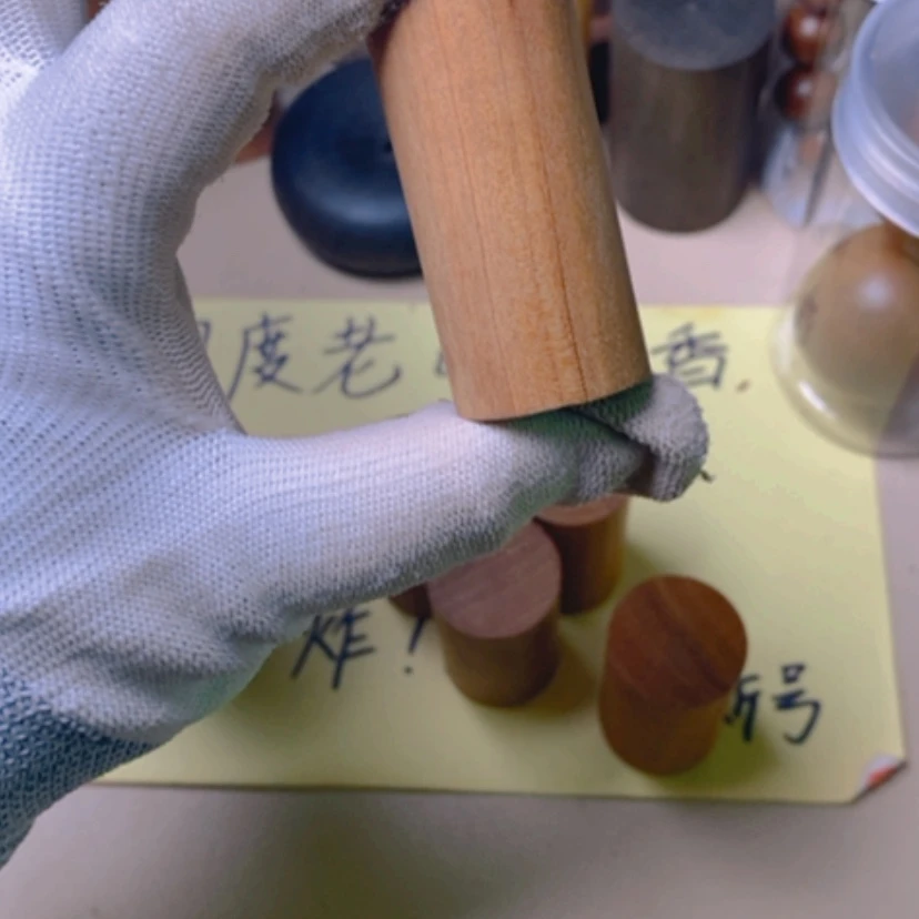 【闪购商品】檀香木无事牌檀香木圆小手把