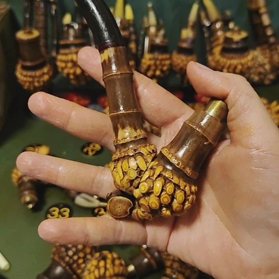 1***7贵州特色竹根烟斗工艺品手把件