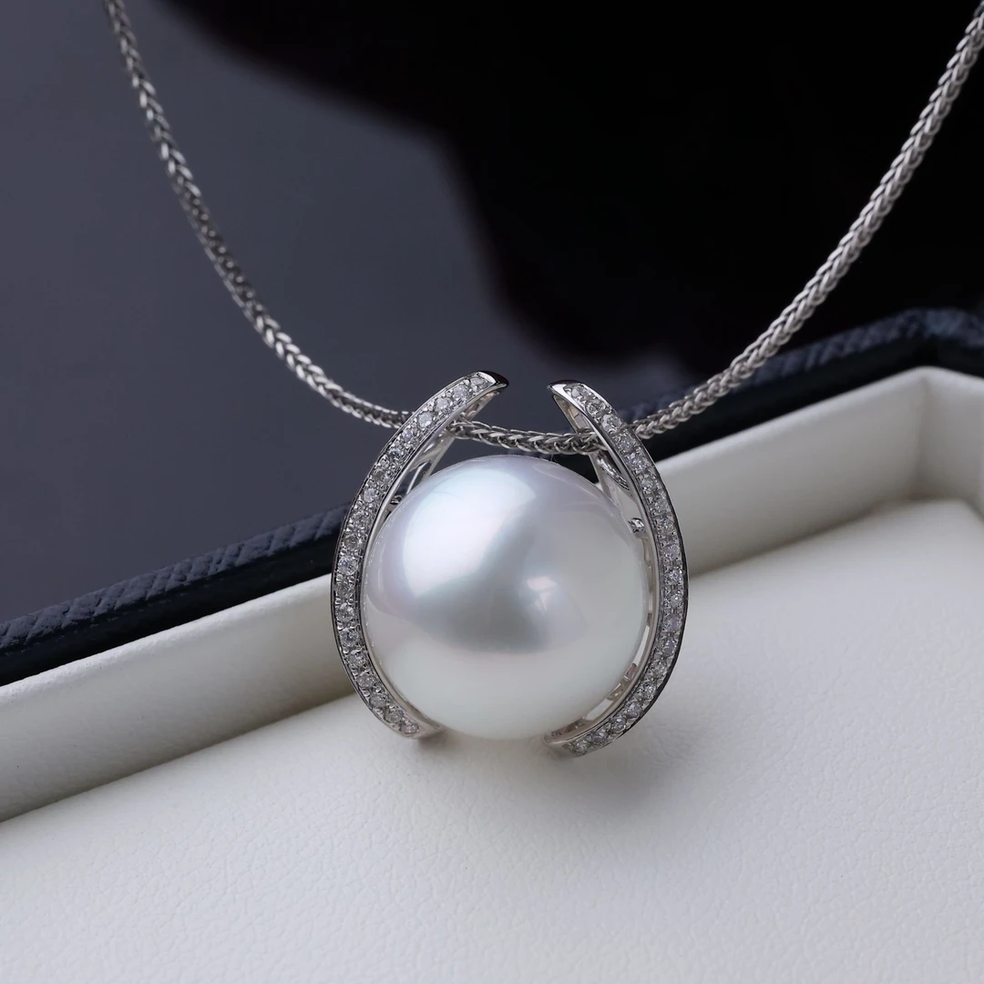 南洋澳白珍珠吊坠14-15mm18K金钻石镶嵌天使之眼珍珠高品质吊坠礼