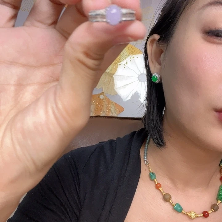 翡翠未镶嵌戒指戒指