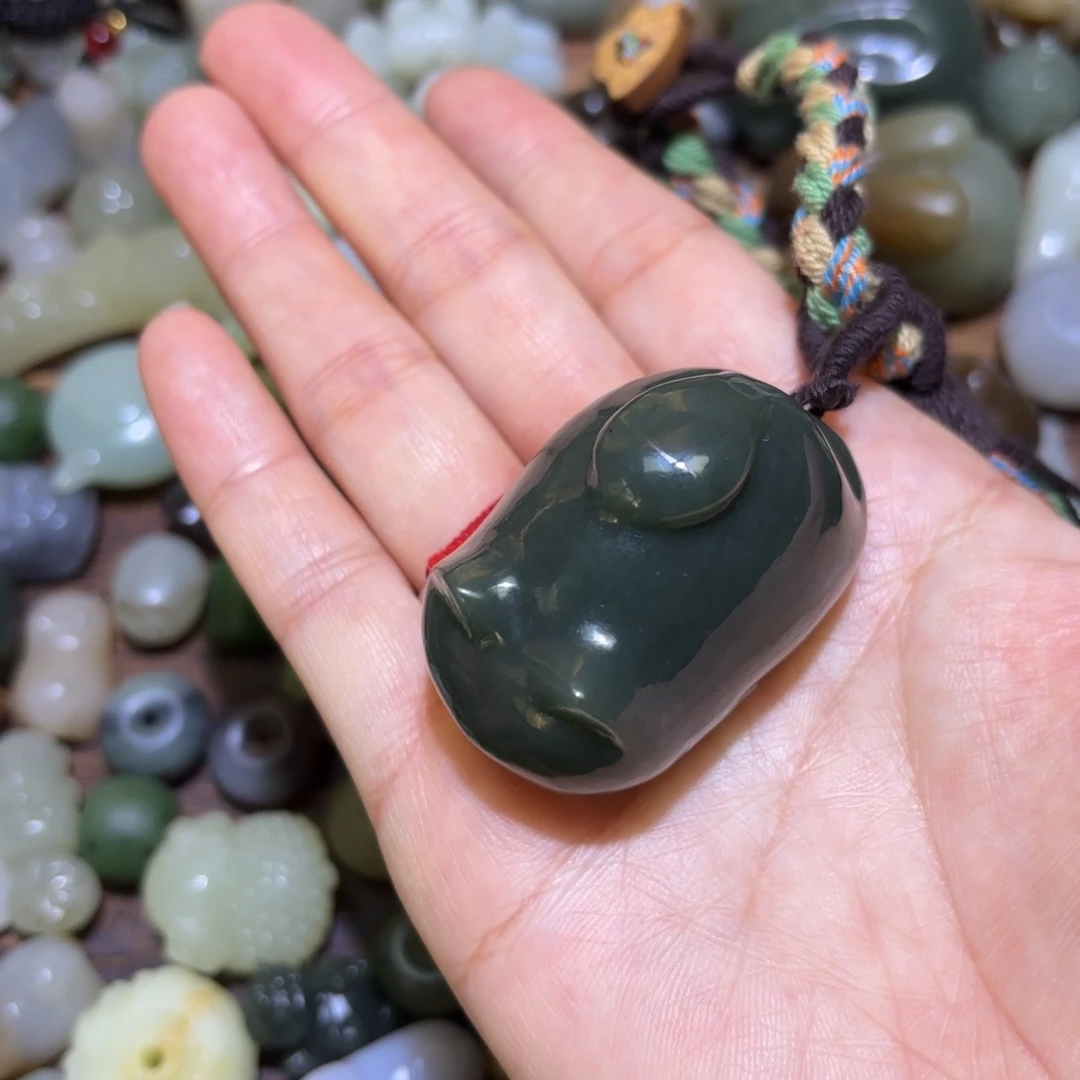 和田玉未镶嵌珠宝半成品